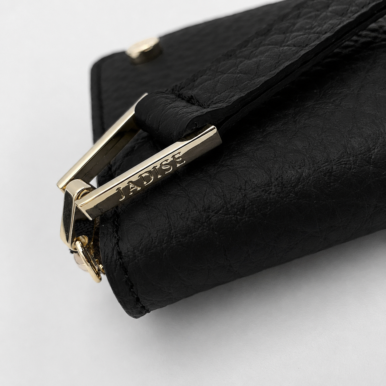 PORTAFOGLIO STUDS - Big Nero