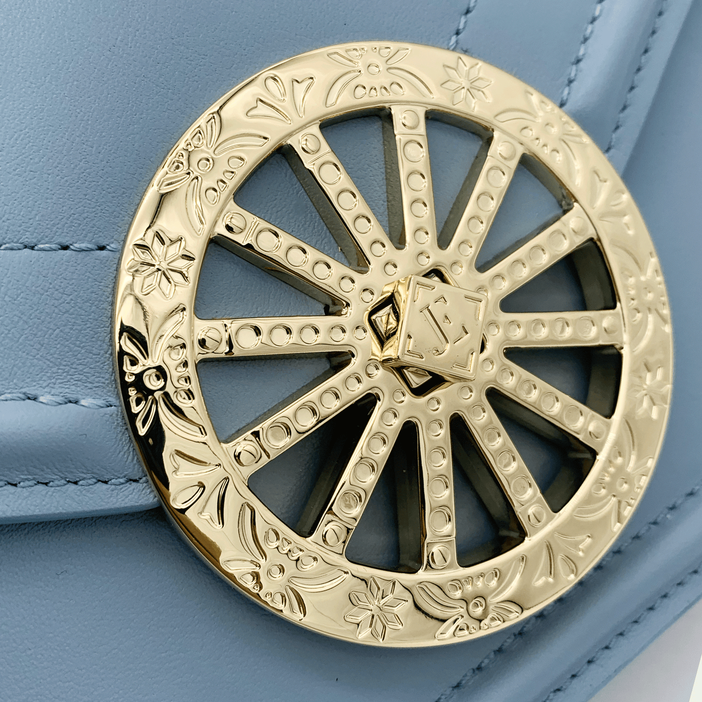 LILY GLAMOUR - Artic