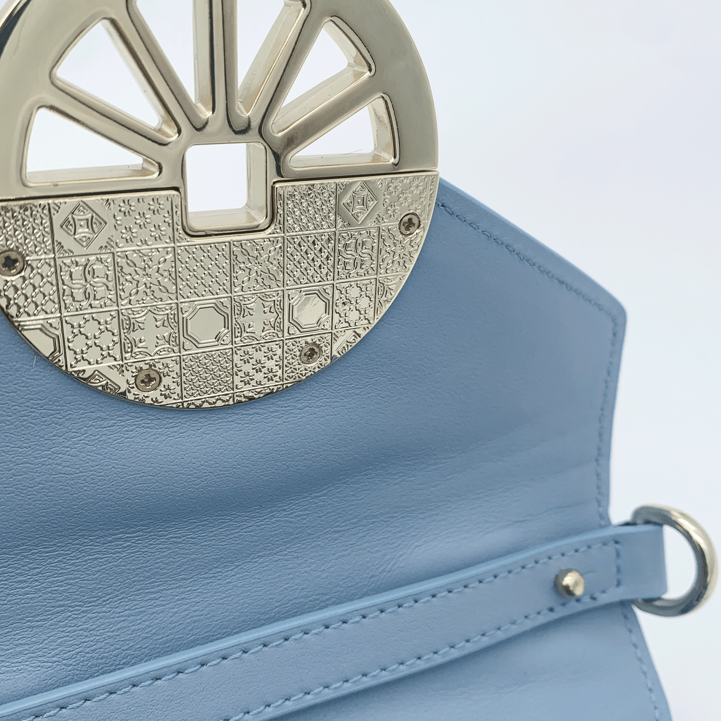 LILY GLAMOUR - Artic