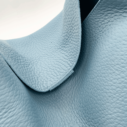 BEA SMALL - Arctic Dollar